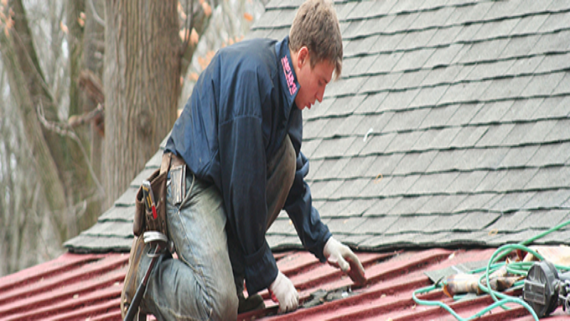 Why People Should Hire Roofing Contractors in Meridian ID?