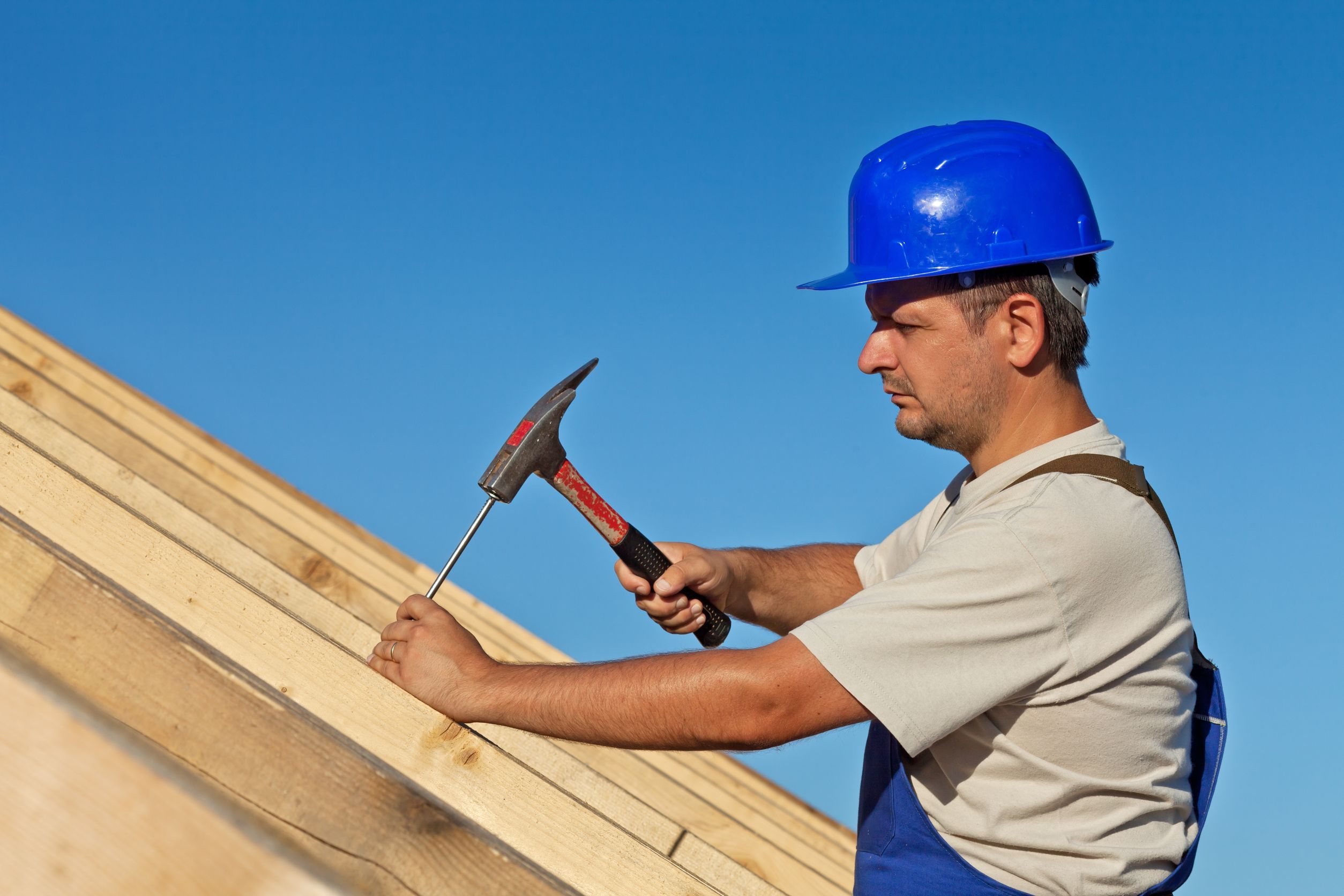 Types of Material Offered by Roofing Contractors in Naples, FL