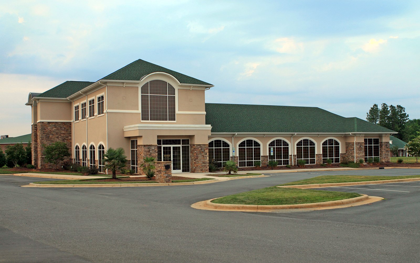 Seek Help From the Best Name in Commercial Roof Replacement in Pearland, TX