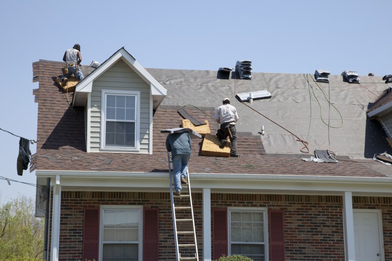 Find A Leak? What To Do If You Need Roof Repairs or A Re Roof In Kansas City, MO