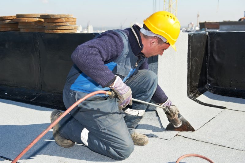 Property Owners With Flat Roofs Need to Consider Alternatives